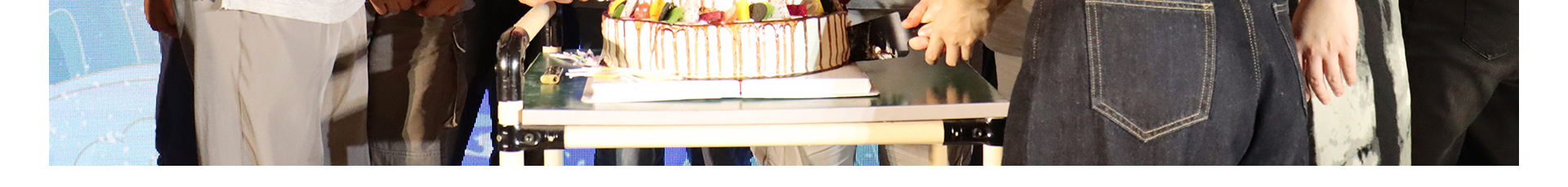 蜜桃国精产品二三三区视频