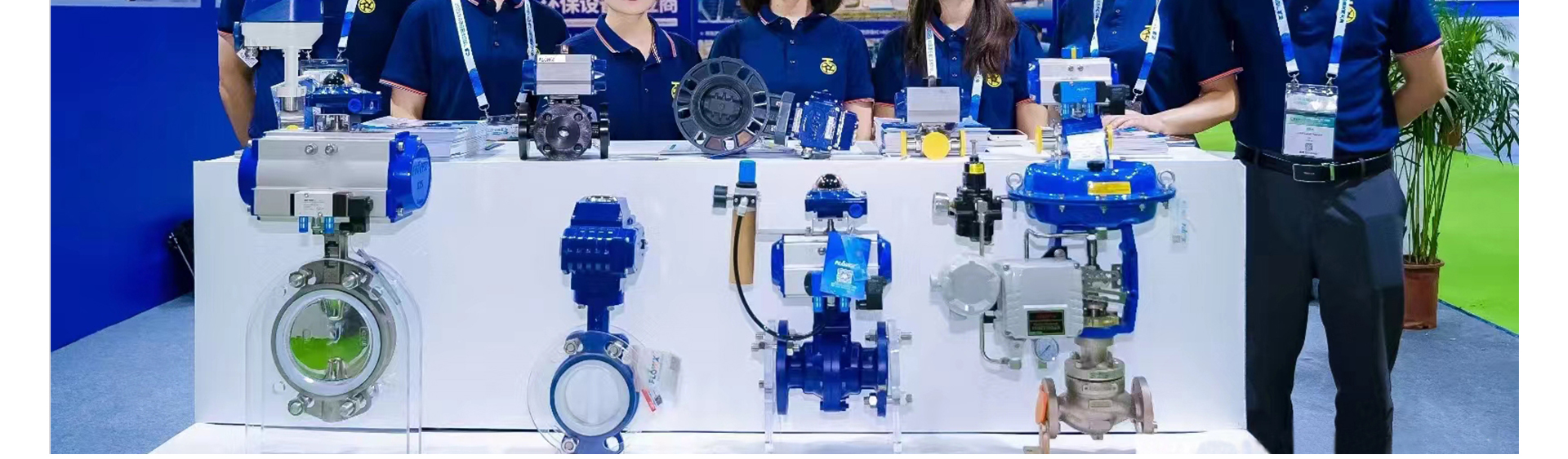 蜜桃国精产品二三三区视频