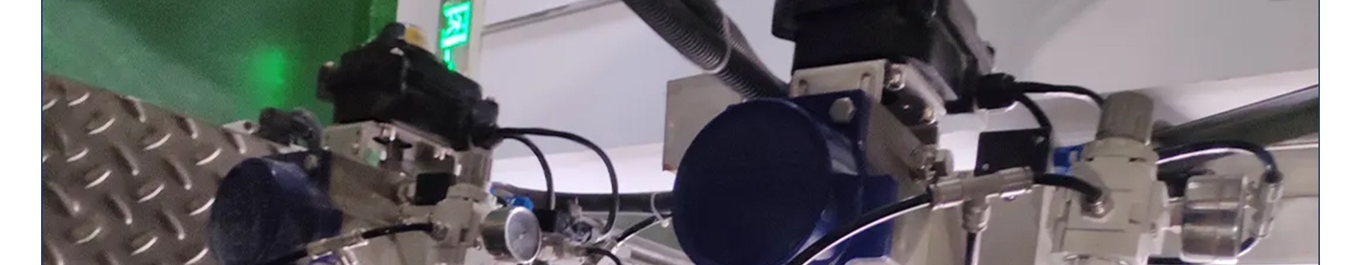 蜜桃国精产品二三三区视频