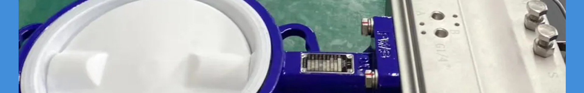 蜜桃国精产品二三三区视频