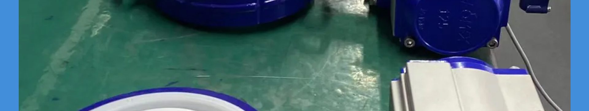 蜜桃国精产品二三三区视频