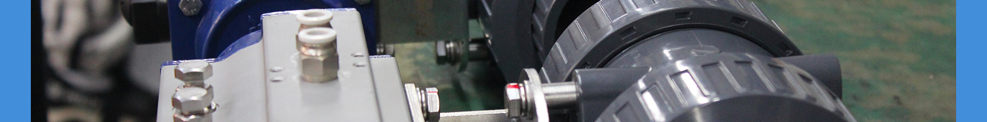 蜜桃国精产品二三三区视频