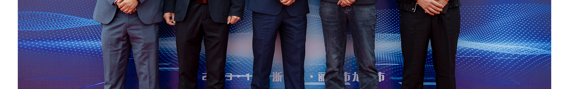 蜜桃国精产品二三三区视频